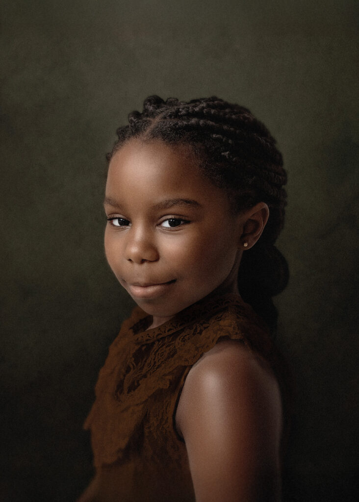 Portrait of a young girl in rembrandt style Children's portraiture